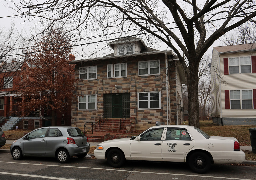 905 Butternut St NW in Washington, DC - Building Photo