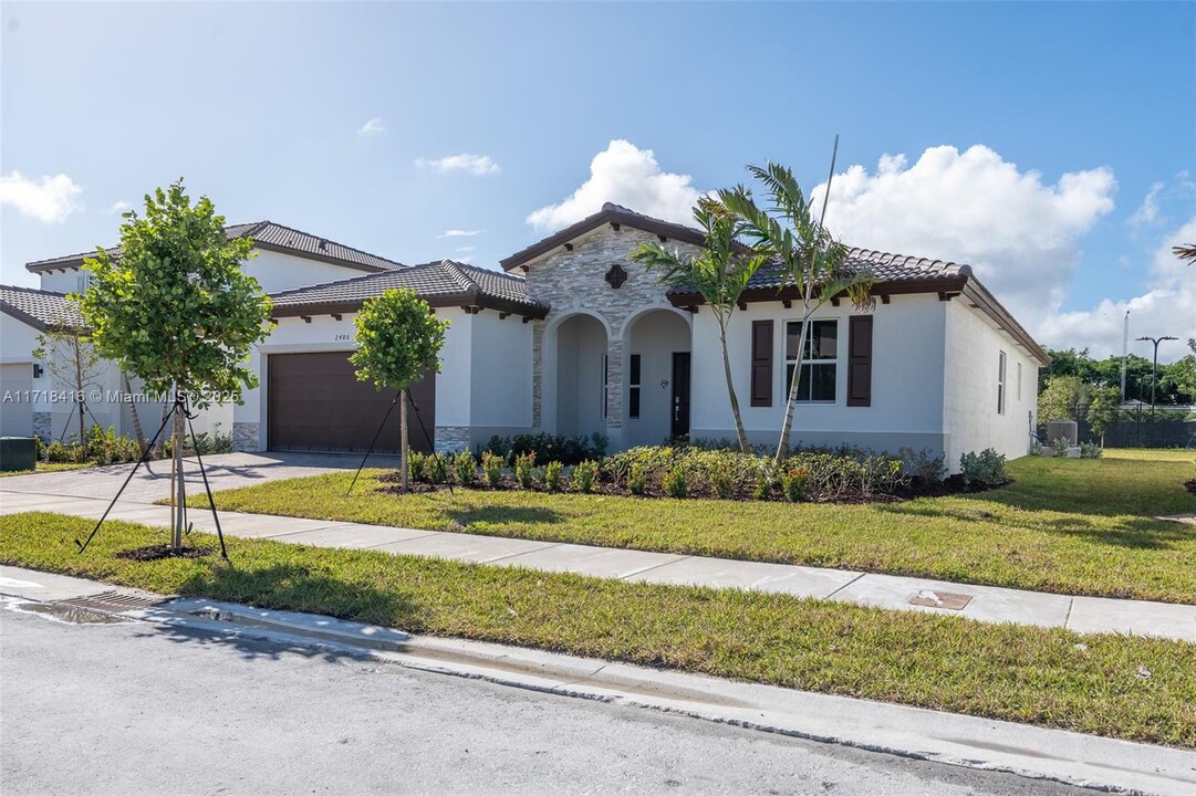 2480 SE 23rd Terrace in Homestead, FL - Building Photo