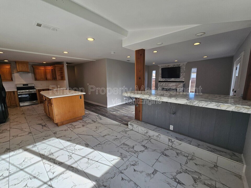 2810 Sherwin Ave in Ventura, CA - Building Photo