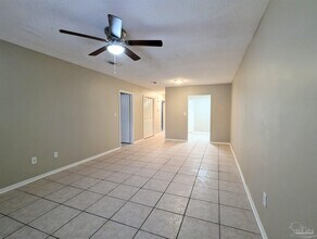 708 Bayshore Dr in Pensacola, FL - Building Photo - Building Photo