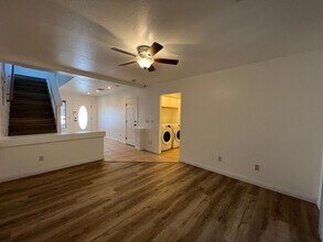 5561 Anticipation Ct in Las Vegas, NV - Building Photo - Building Photo