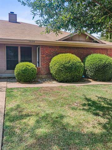 property at 10600 Shadywood Dr