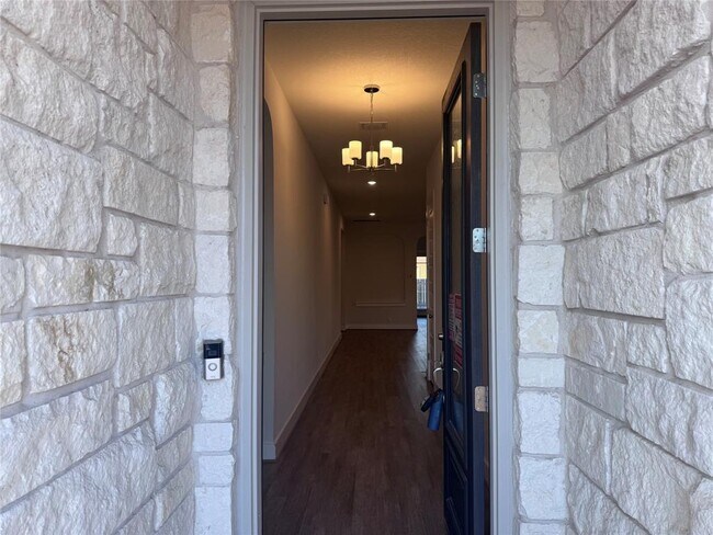 3804 Sandhill Crane Dr in Pflugerville, TX - Building Photo - Building Photo