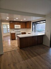 2435 Greenwich Dr in Fullerton, CA - Building Photo - Building Photo