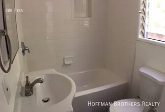 1018 3rd St in Hermosa Beach, CA - Foto de edificio - Building Photo