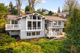 4758 153rd Ave SE in Bellevue, WA - Building Photo