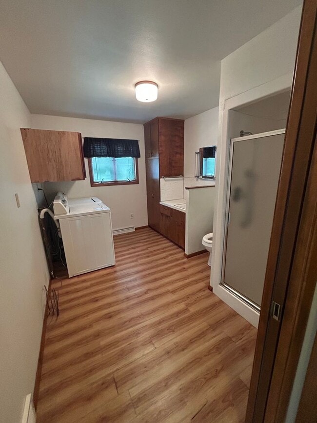 508 Eldora Rd in Hudson, IA - Building Photo - Building Photo