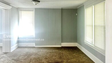 3033 Park Ave in Kansas City, MO - Building Photo - Building Photo