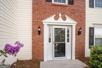 1078 River Plantation Dr in Woodstock, GA - Building Photo - Building Photo