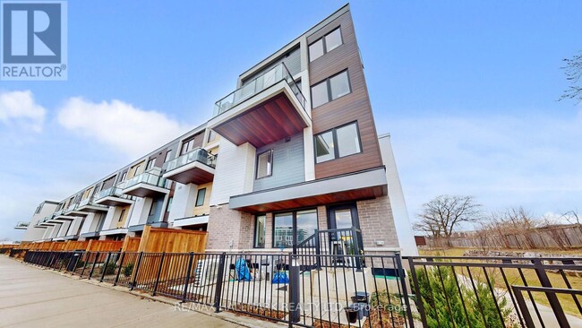 155-155 Downsview Park Blvd