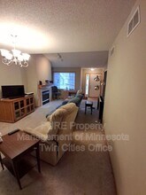 4127 Ruby Ln in Eagan, MN - Building Photo - Building Photo