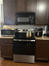 313 Clover Brook Dr in Locust Grove, GA - Building Photo - Building Photo