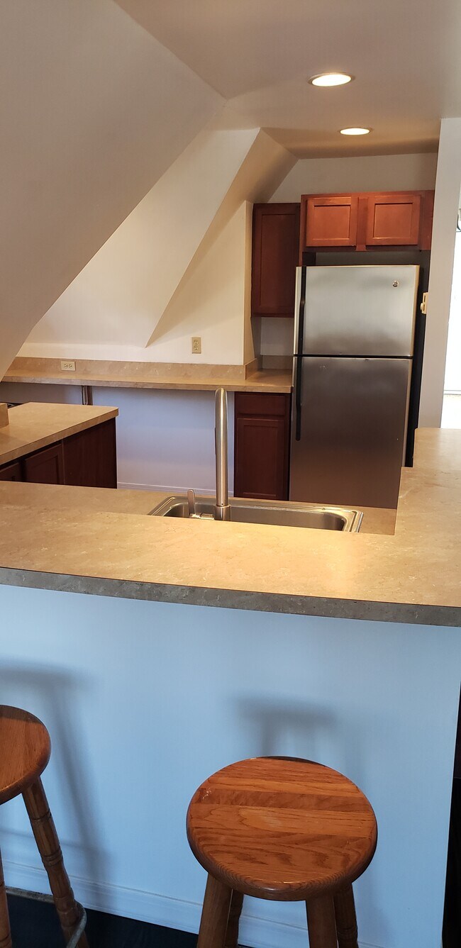 163 Learn Rd, Unit 1 bedroom 2nd floor in Tannersville, PA - Foto de edificio - Building Photo