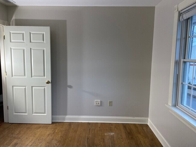 611 W Cherry Ln in State College, PA - Building Photo - Building Photo