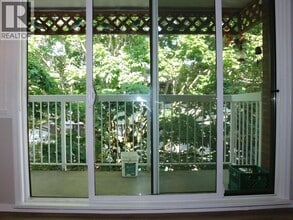 8060 Ryan Rd in Richmond, BC - Building Photo - Building Photo