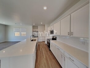 10071 Potomac St in Commerce City, CO - Building Photo - Building Photo