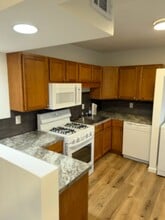 2528 Wayne St in Bellevue, NE - Building Photo - Building Photo