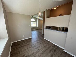1520 Taylorcrest Dr in Dallas, TX - Building Photo - Building Photo