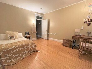 72 Egmont St in Brookline, MA - Building Photo - Building Photo