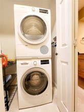 6281 Bay Club Dr, Unit #2 in Fort Lauderdale, FL - Building Photo - Building Photo