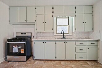 1524 NE 8th St in Oklahoma City, OK - Building Photo - Building Photo