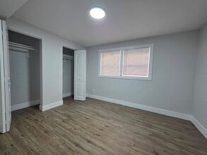 1621 E 74th Pl in Chicago, IL - Building Photo - Building Photo