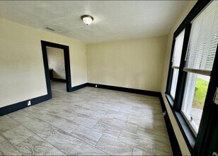 2923 Rosselle St in Jacksonville, FL - Building Photo - Building Photo