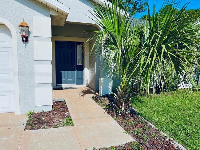 32 Porter Ln in Palm Coast, FL - Building Photo - Building Photo