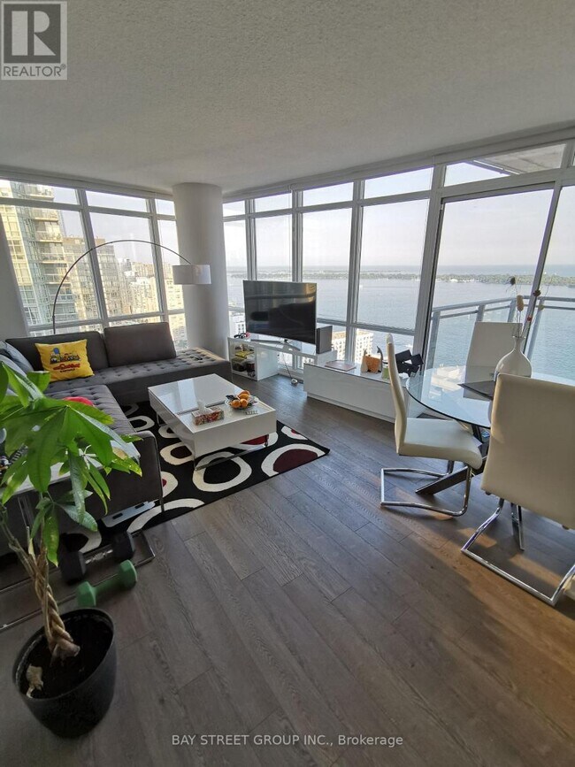 property at 11 Brunel Ct