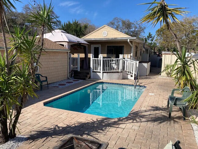 3520 3rd Ave N in St. Petersburg, FL - Building Photo - Building Photo