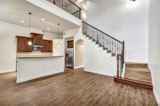 206 Sunrise Ridge Cove in Lakeway, TX - Building Photo - Building Photo