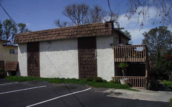 3670 Altadena Ave in San Diego, CA - Foto de edificio - Building Photo