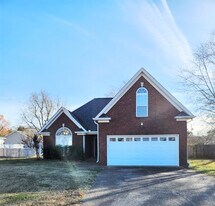 420 Nathan St in Lebanon, TN - Building Photo