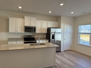 1583 Salem Dr in Conyers, GA - Building Photo - Building Photo