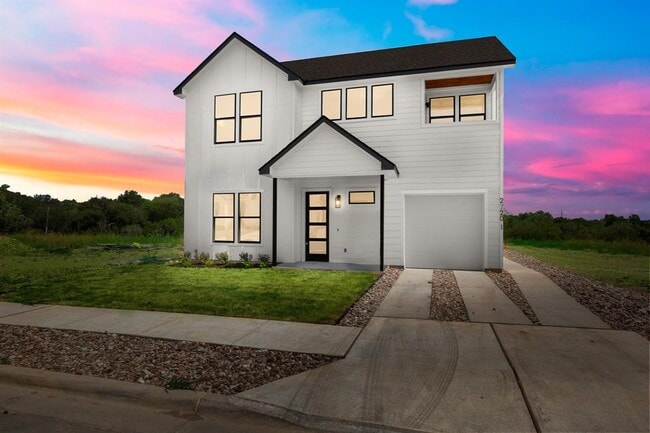 property at 2720 Bristol Dr