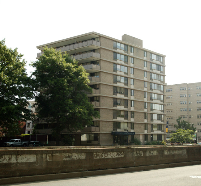 International House in Washington, DC - Foto de edificio - Building Photo