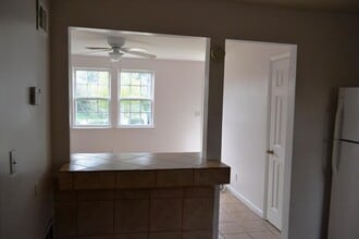 317 Pleasant St in Hinesville, GA - Building Photo - Building Photo