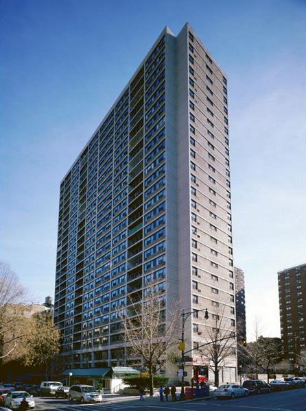 West Side Marquis in New York, NY - Building Photo - Building Photo