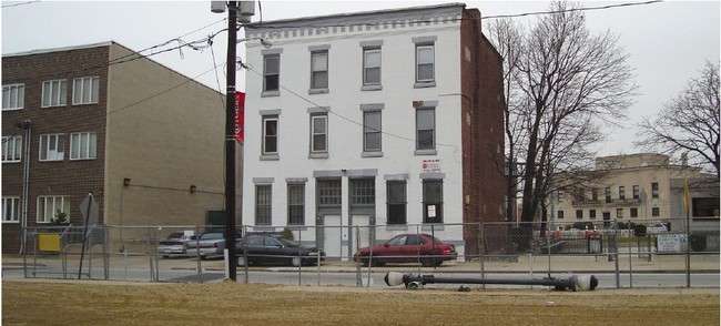 525-527 Penn St in Camden, NJ - Building Photo - Building Photo