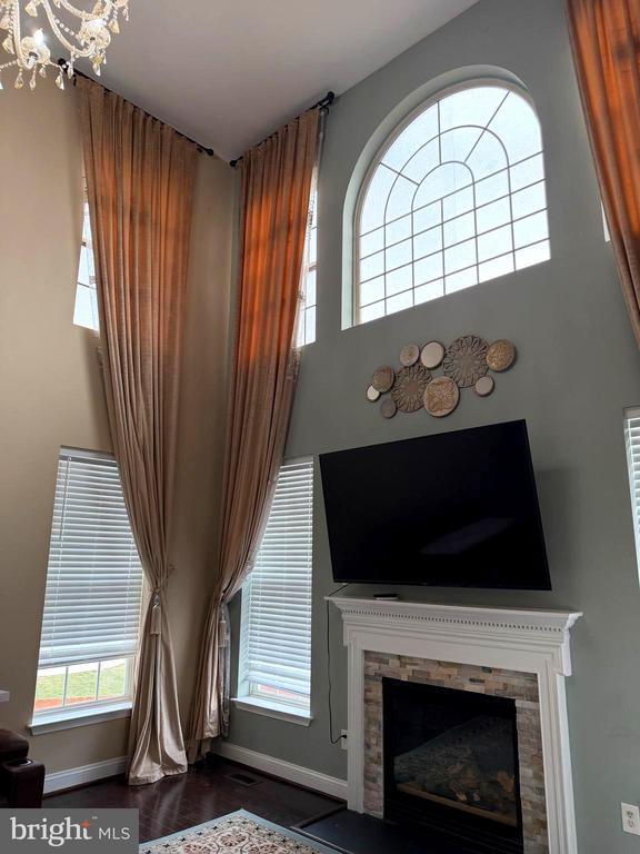 property at 13580 Den Hollow Ct