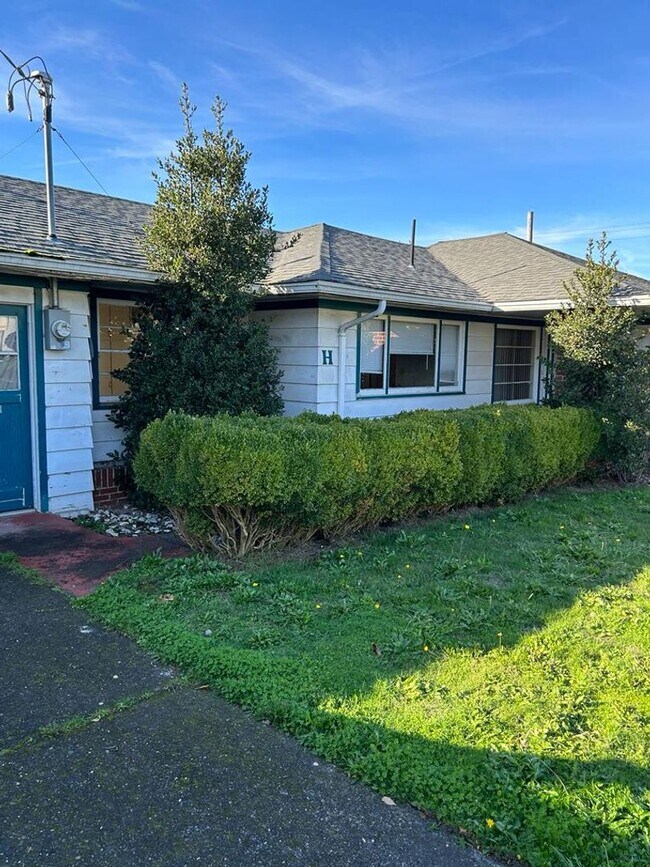 property at 1075 N Folsom St