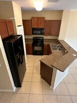 3530 NW 29th Ct in Lauderdale Lakes, FL - Building Photo