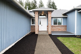 30019 36th Ave NW in Stanwood, WA - Building Photo - Building Photo