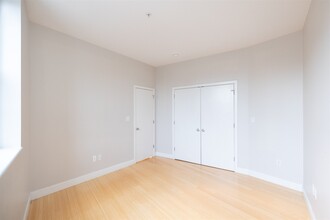 490 Harrison Ave in Boston, MA - Building Photo - Building Photo