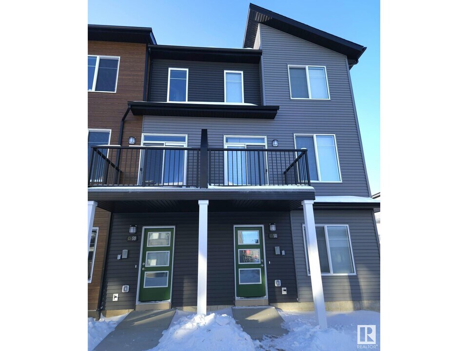 6905 25 Ave SW in Edmonton, AB - Building Photo
