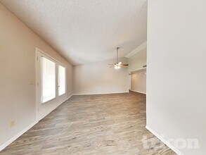 8427 W Orchid Ln in Peoria, AZ - Building Photo - Building Photo