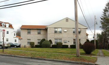 Hamilton Garden Apartments in Poughkeepsie, NY - Building Photo - Building Photo