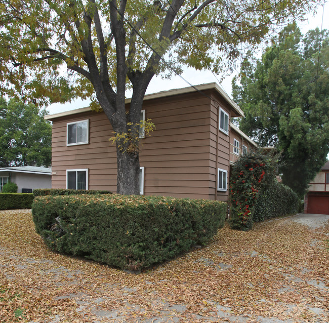 Beautiful Lower Unit with Central AC in South Pasadena, CA - Building Photo - Building Photo