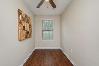 203 Wainwright Dr in Crestview, FL - Building Photo - Building Photo