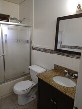 335 NW 50th St, Unit 1 in Miami, FL - Building Photo - Building Photo